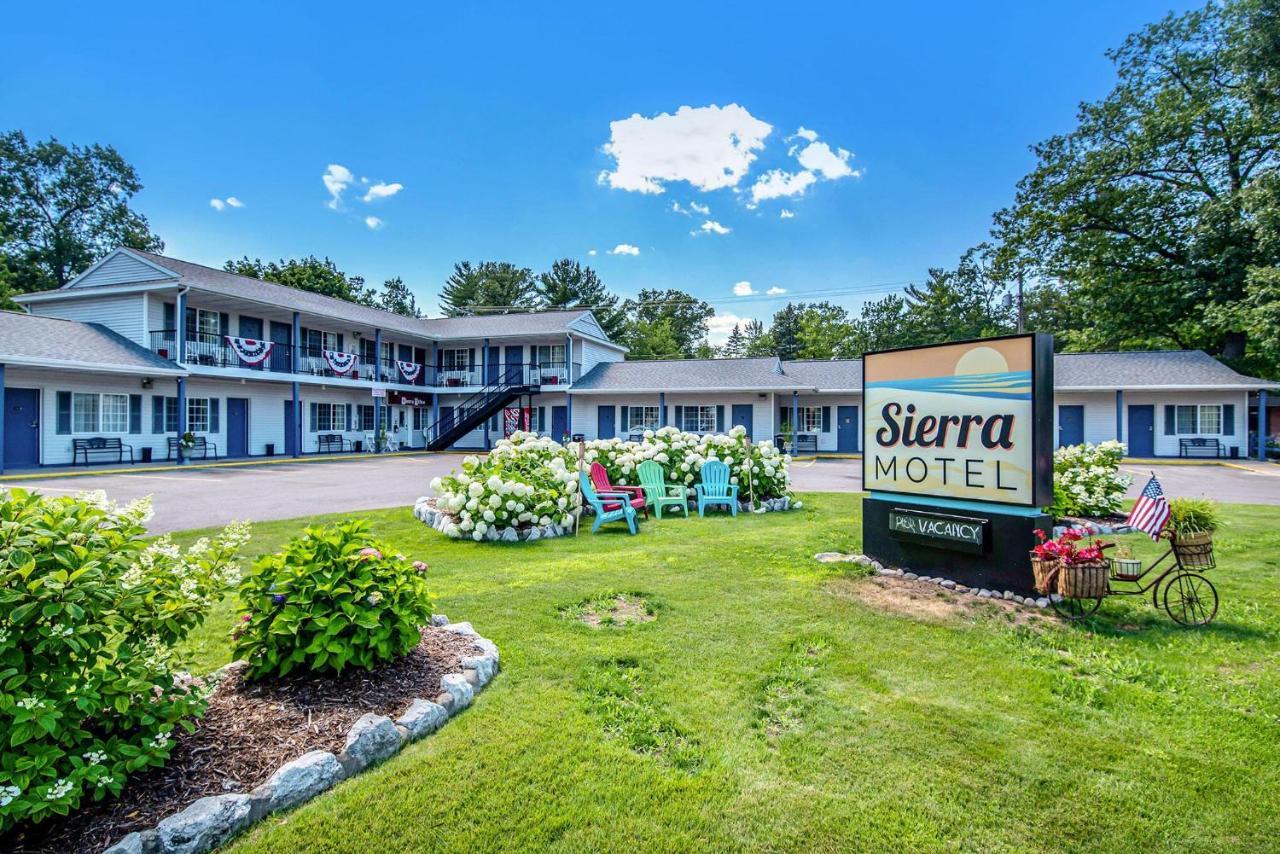 טראוורס סיטי The Sierra Motel מראה חיצוני תמונה